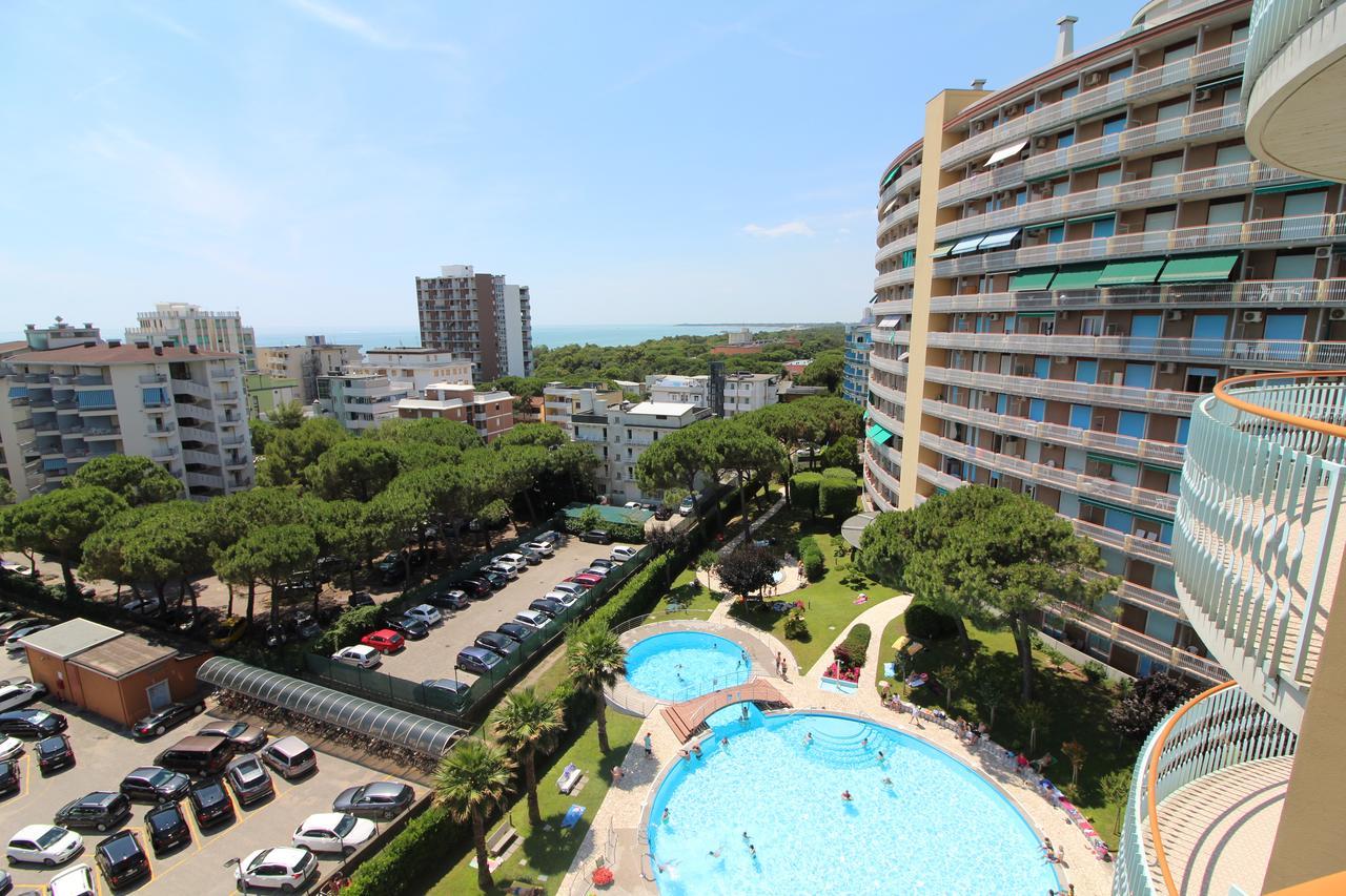 Appartamenti Puerto Do Sol Lignano Sabbiadoro Esterno foto